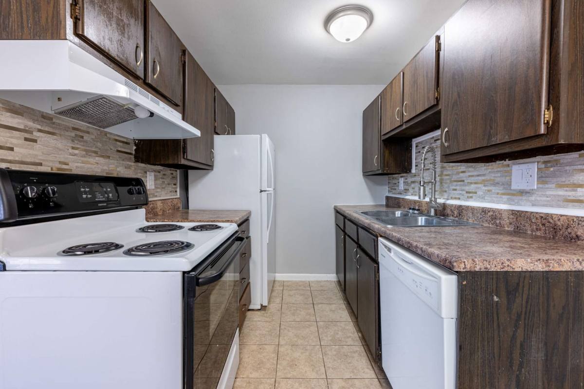 Apartment for rent at Shadowood, 519 S Main St, Englewood, OH 45322