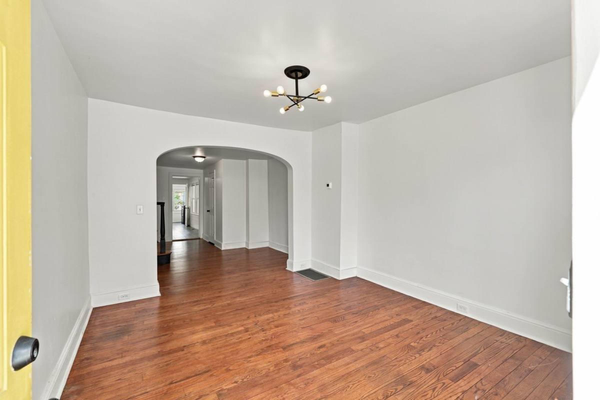 House for rent at 304 N Mulberry St, Lancaster, PA 17603