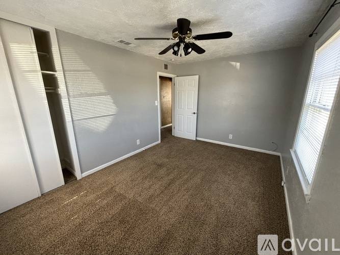 303 N Western St, Amarillo, TX 79106 - House for Rent - Image 8