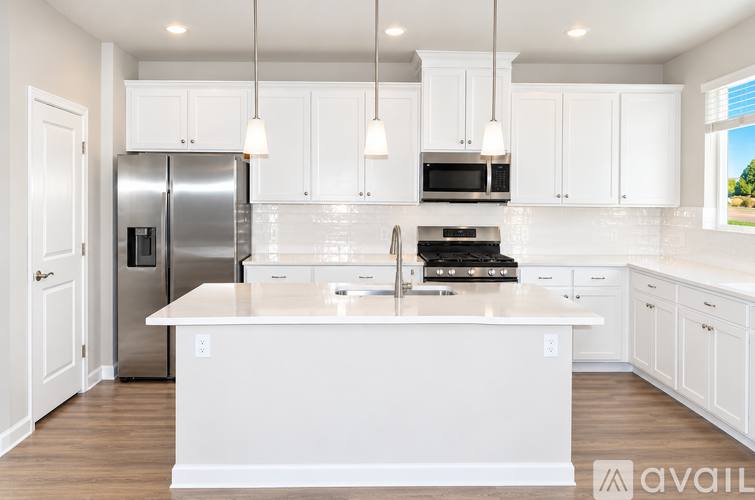 2028 Peridot Lp Heights #1, Colorado Springs, CO 80908 - Townhouse for Rent - Image 2