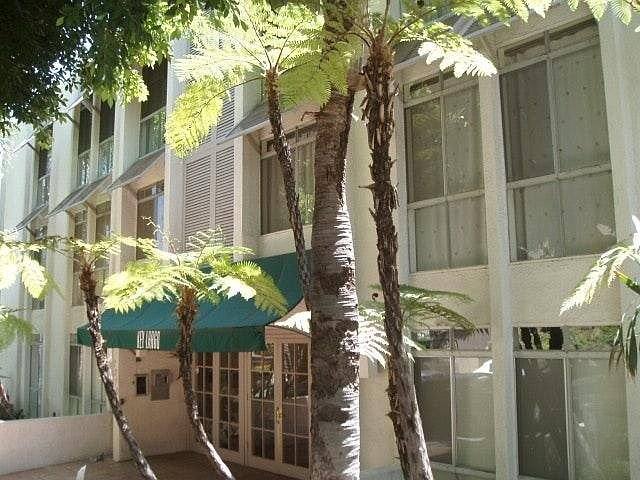 7270 Hillside Ave, Los Angeles, CA 90046 - Condo for Rent