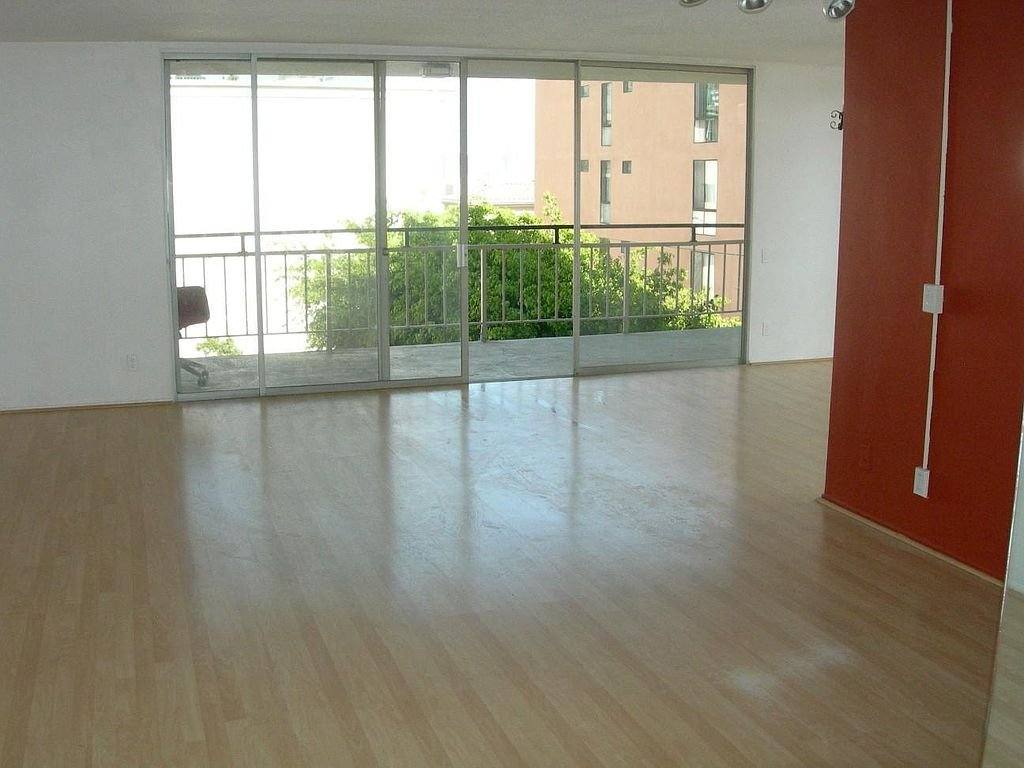 7270 Hillside Ave, Los Angeles, CA 90046 - Condo for Rent - Image 3