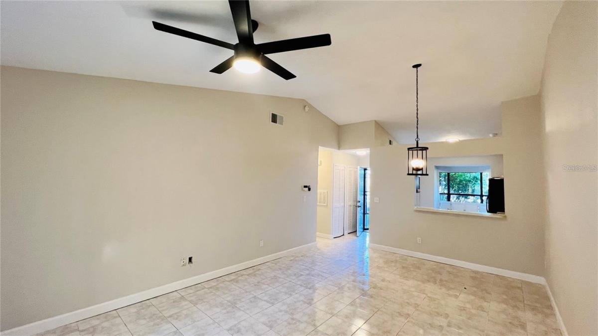 2531 King Oak Circle, St. Cloud, FL 34769 - Townhouse for Rent - Image 7