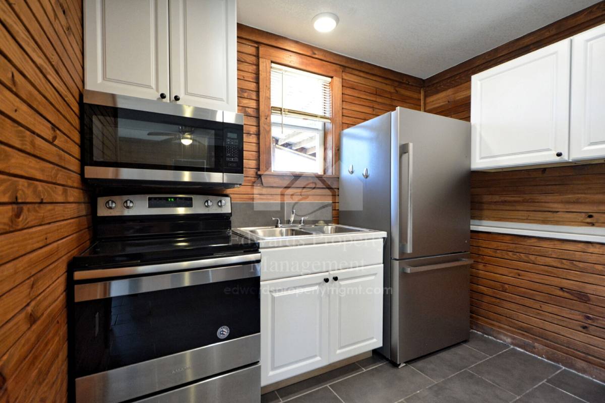 3174 Boon St, Seguin, TX 78155 - House for Rent - Image 8