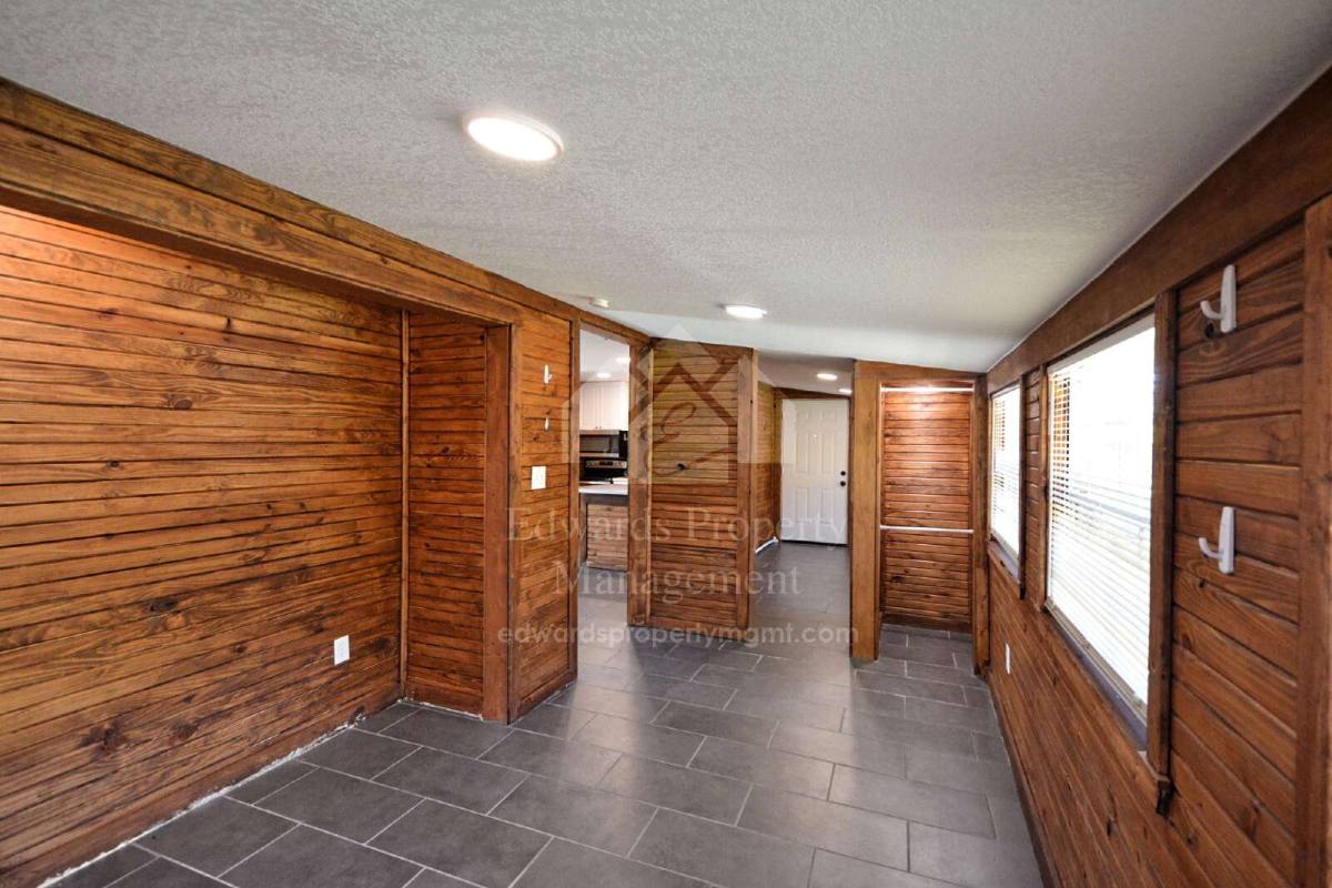 3174 Boon St, Seguin, TX 78155 - House for Rent - Image 15