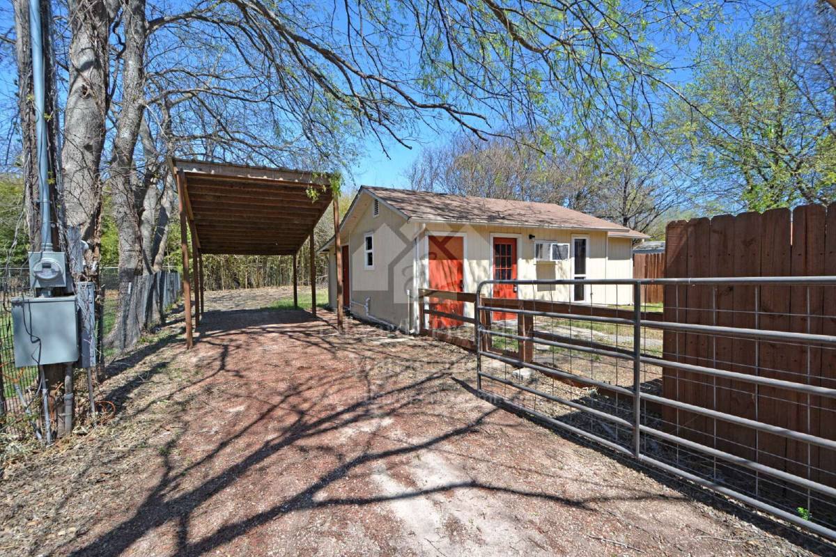 3174 Boon St, Seguin, TX 78155 - House for Rent - Image 3