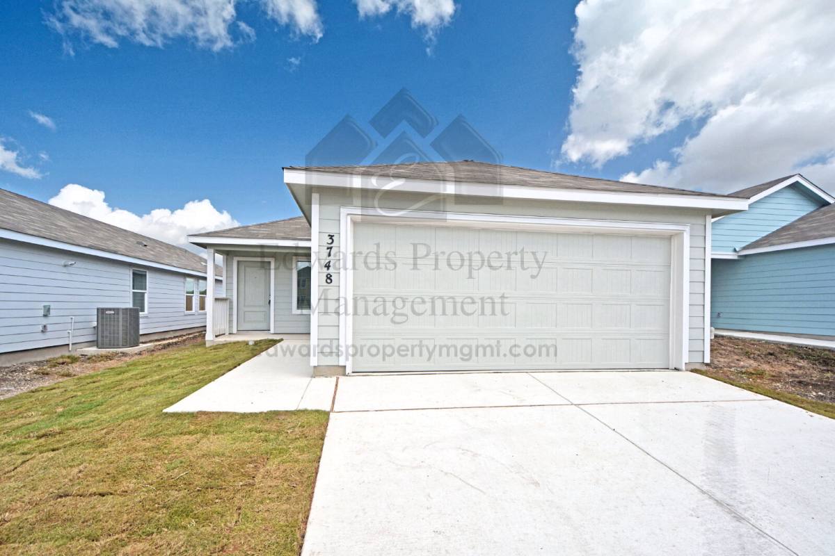 3748 Axis Hill St, New Braunfels, TX 78132 - House for Rent - Image 2