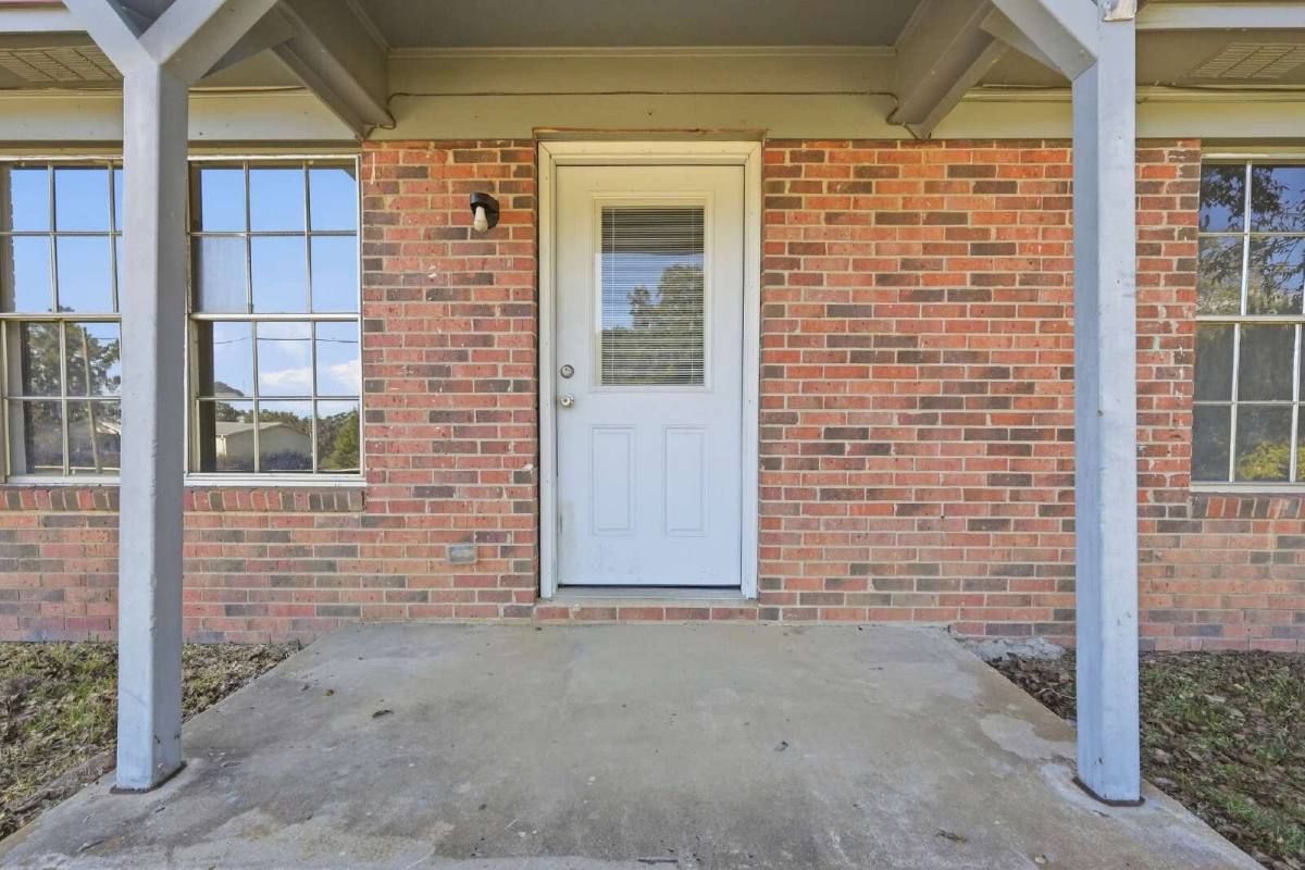 2325 Sweetgum Dr, Bonifay, FL 32425 - House for Rent - Image 5