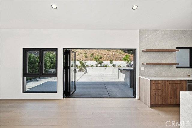 3029 Trudi Lane, Burbank, CA 91504 - House for Rent - Image 7