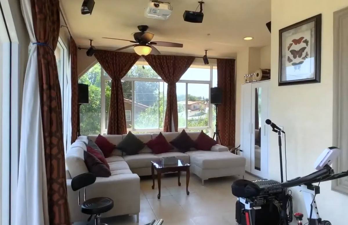 837 N Pass Ave, Burbank, CA 91505 - House for Rent - Image 2
