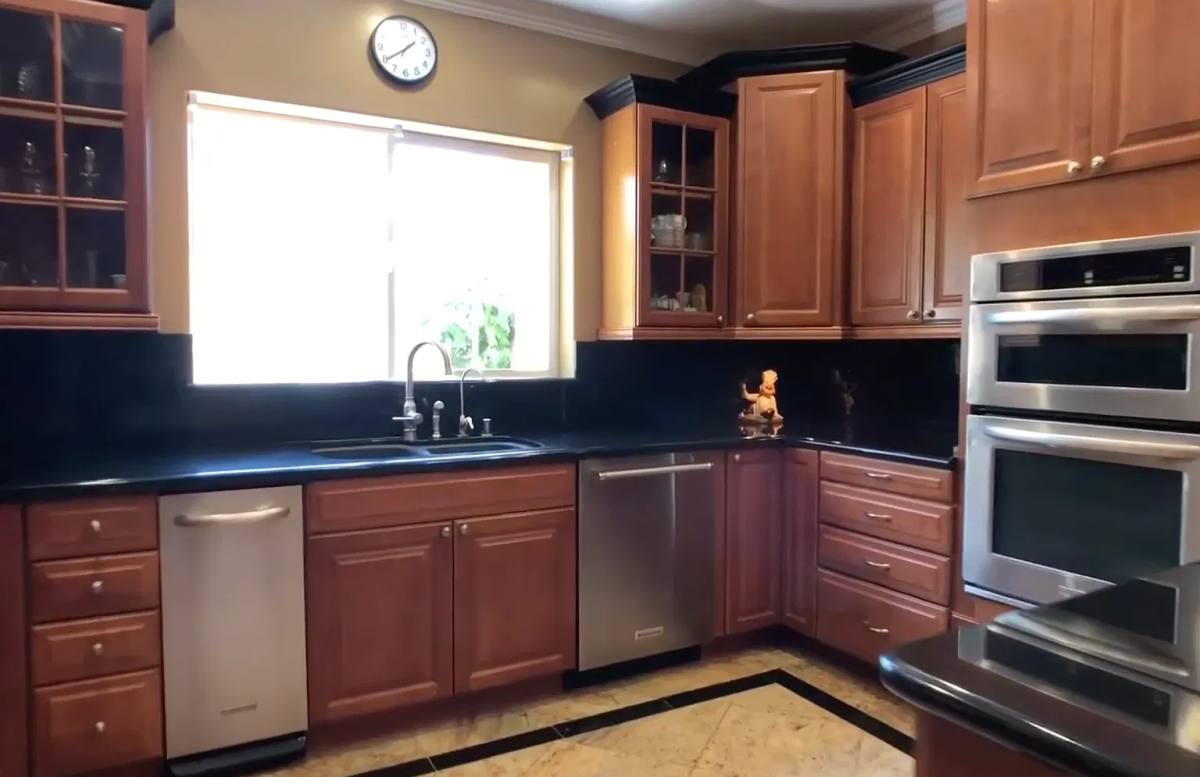 837 N Pass Ave, Burbank, CA 91505 - House for Rent - Image 9