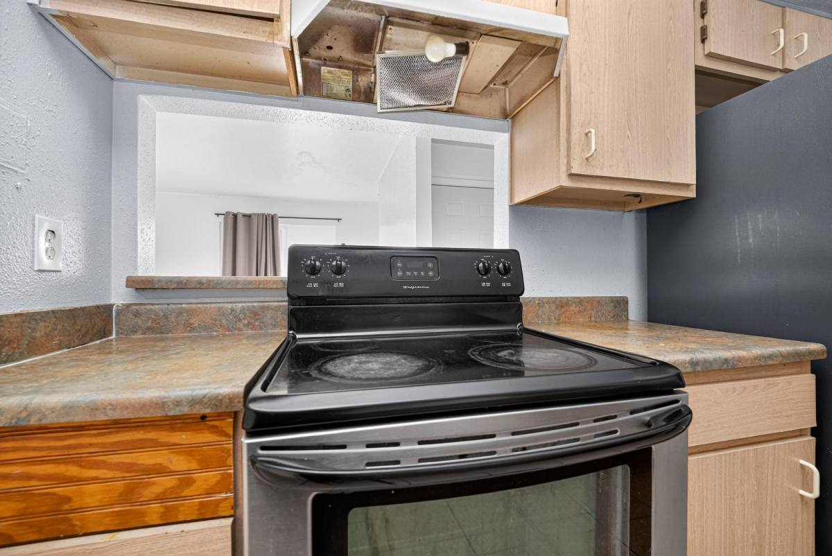 8034 Antoine Dr #120 photo 5