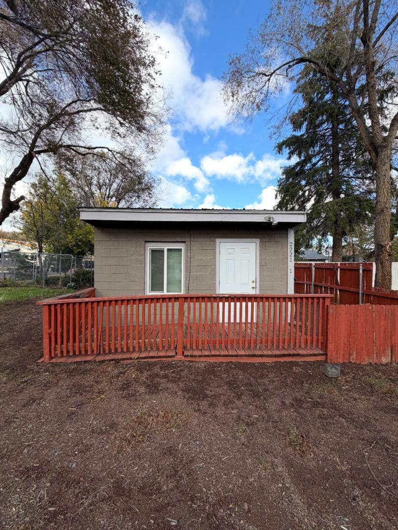 2221 E Spruce Ave, Flagstaff, AZ 86004 - Apartment for Rent - Image 6