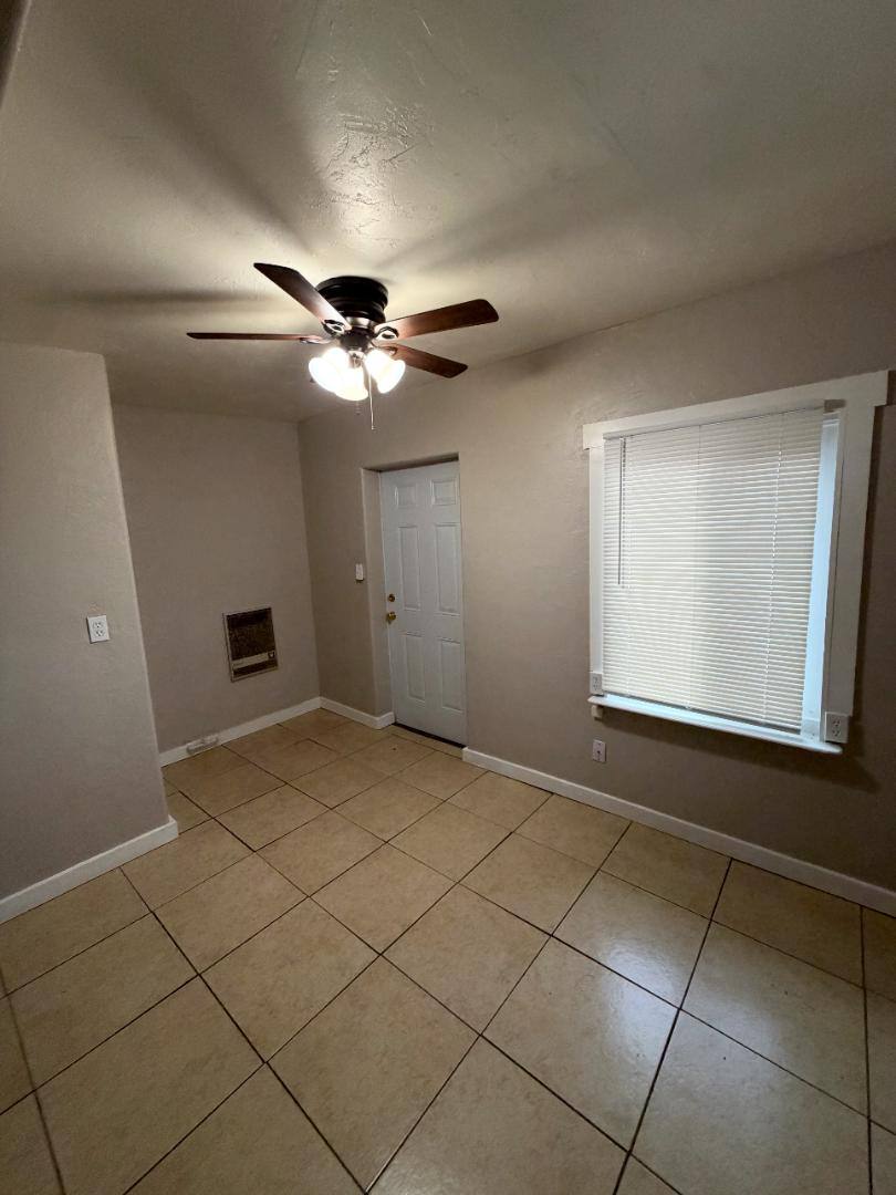 2221 E Spruce Ave, Flagstaff, AZ 86004 - Apartment for Rent - Image 2