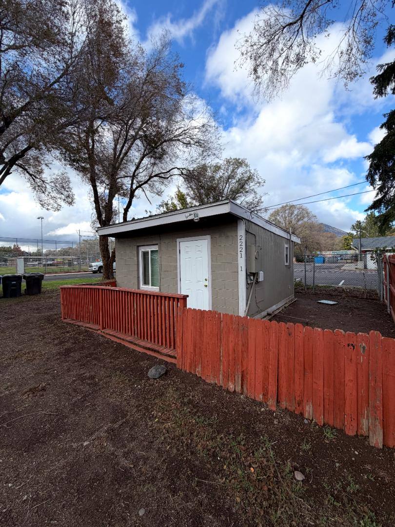 2221 E Spruce Ave, Flagstaff, AZ 86004 - Apartment for Rent - Image 7