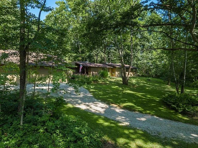 1925 Jones Rd, Granville, OH 43023 - House for Rent - Image 4
