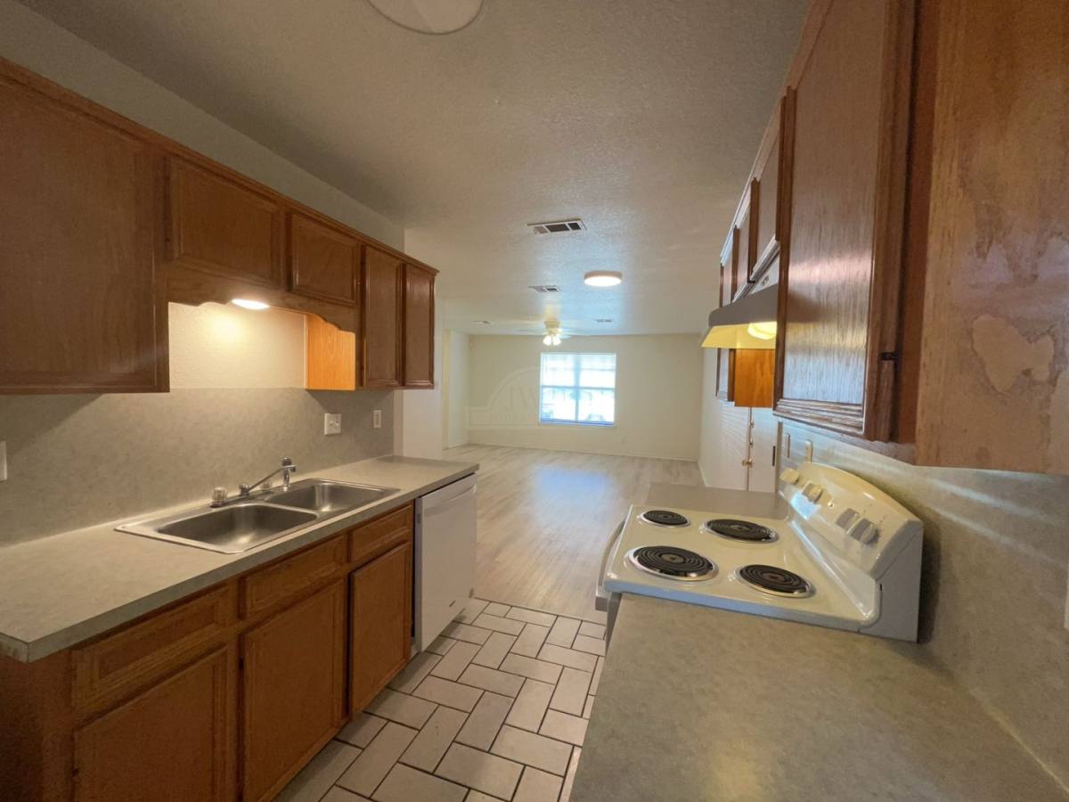 902 McDaniel Circle, Killeen, TX 76543 - Apartment for Rent - Image 8