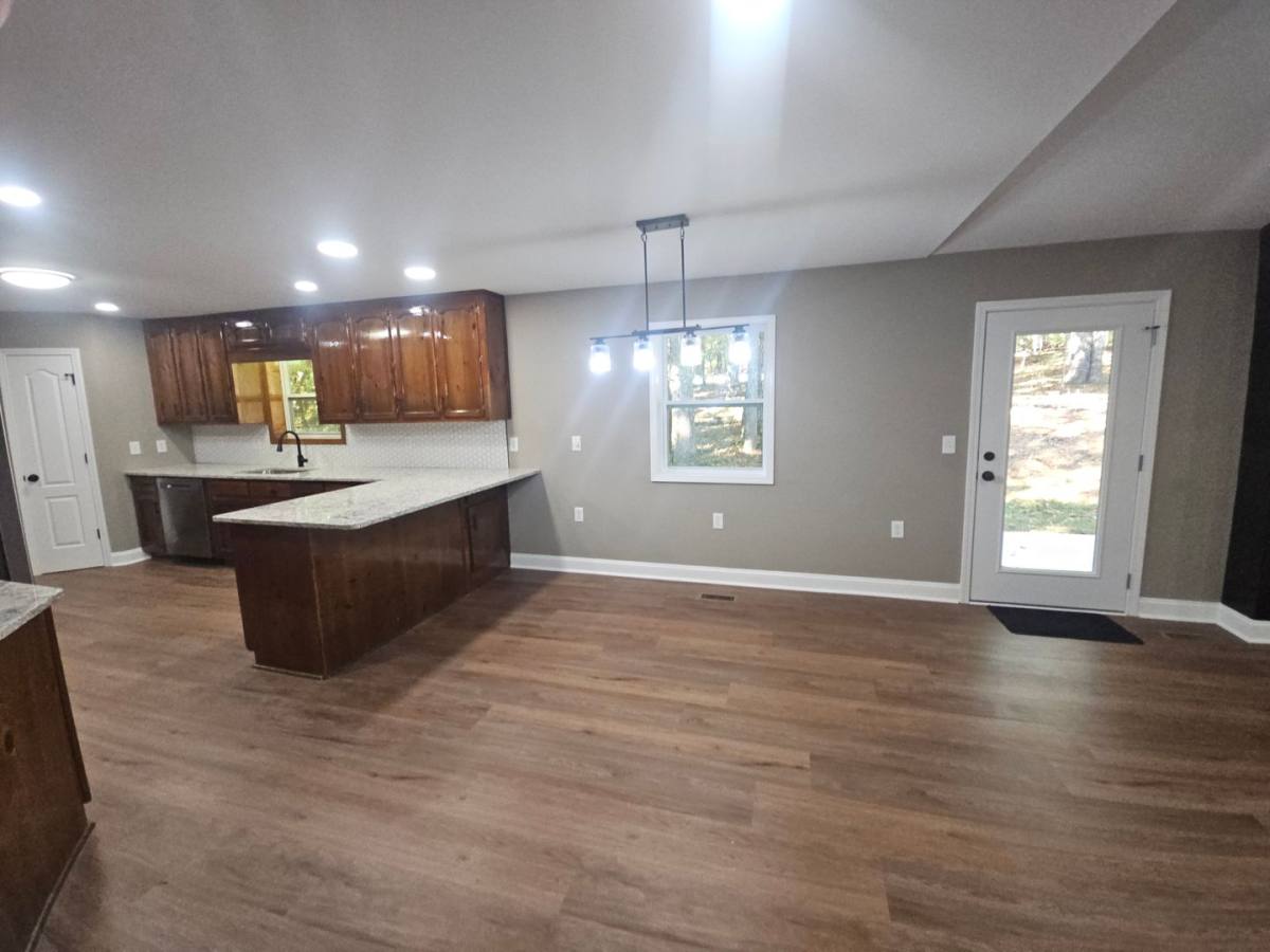 2513 N Carroll Court, Villa Rica, GA 30180 - House for Rent - Image 8