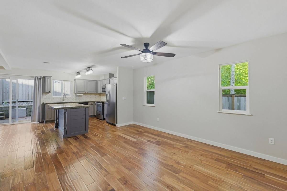 24114 SE 281st St, Maple Valley, WA 98038 - Townhouse for Rent - Image 9