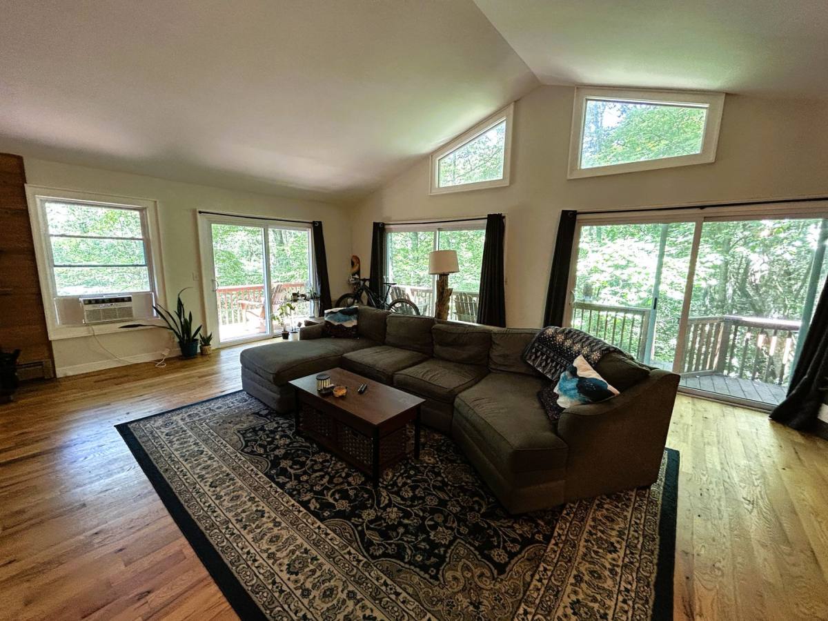 182 Lloyd Bentley, Boone, NC 28607 - House for Rent - Image 9