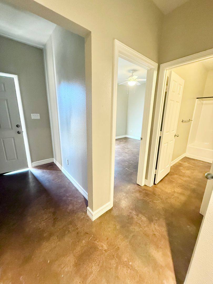 818 St Highway 110 S, Whitehouse, TX 75791 - Townhouse for Rent - Image 4