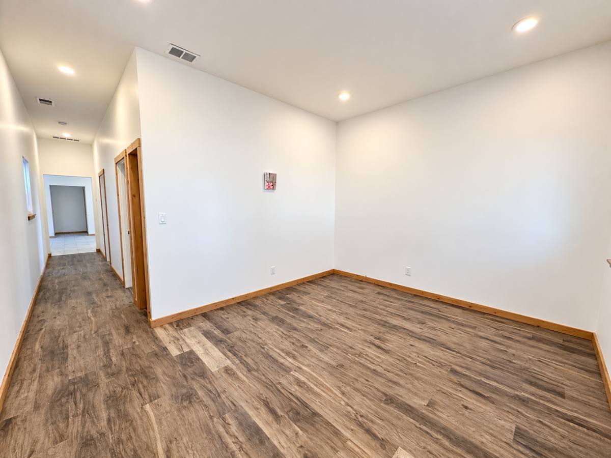 2550 Saint Cecilia St, Louisville, KY 40212 - Apartment for Rent - Image 3