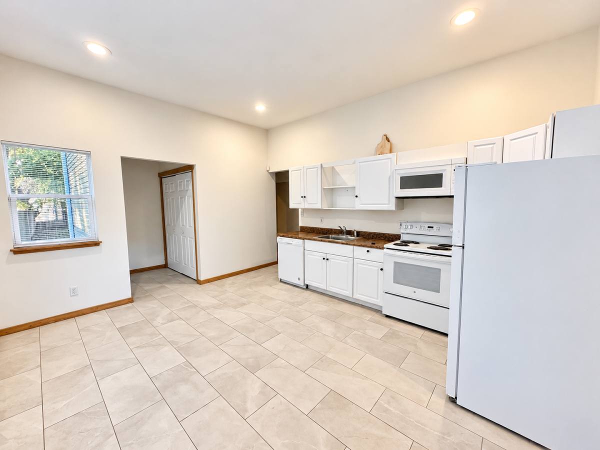 2550 Saint Cecilia St, Louisville, KY 40212 - Apartment for Rent - Image 10