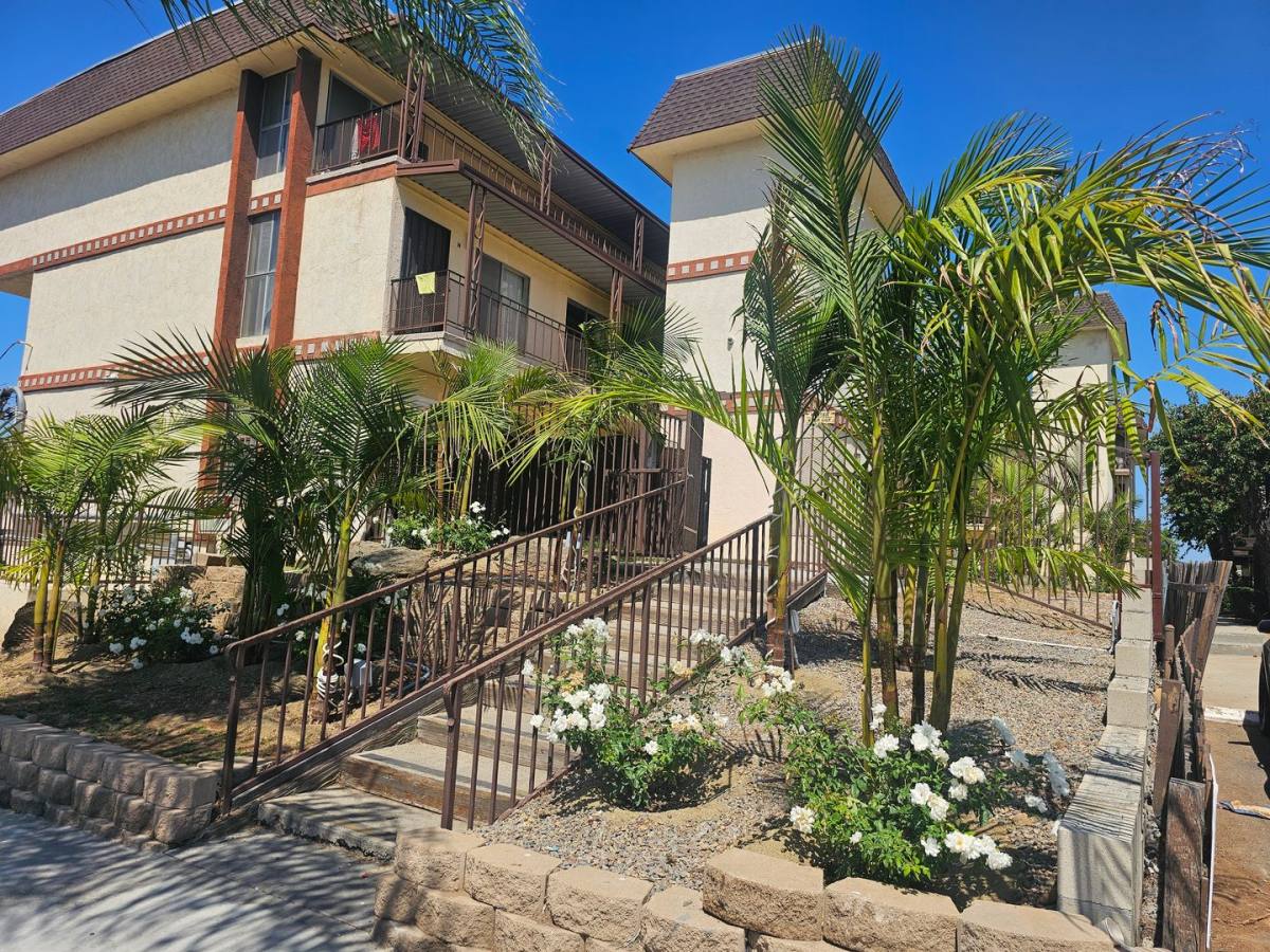 Townhouse for rent at Norwood, 4538 Norwood St, San Diego, CA 92115