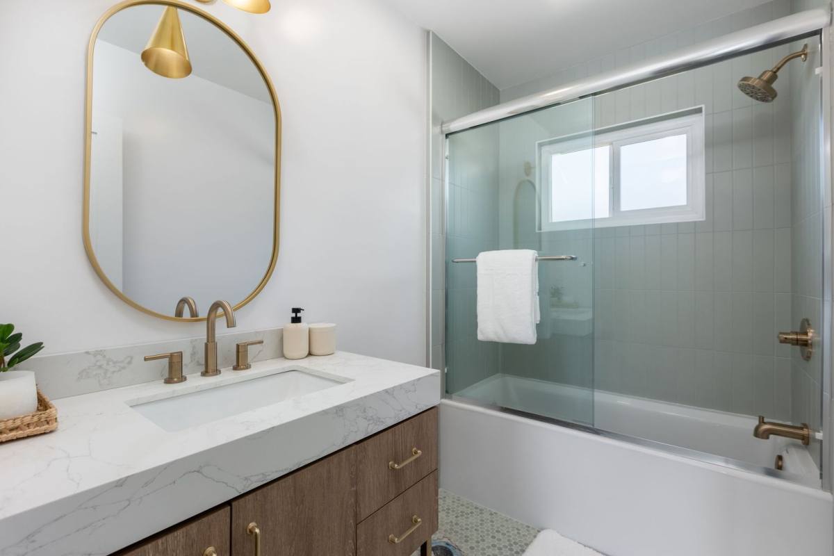 1803 Pacific Coast Highway, Hermosa Beach, CA 90254 - Apartment for Rent - Image 3