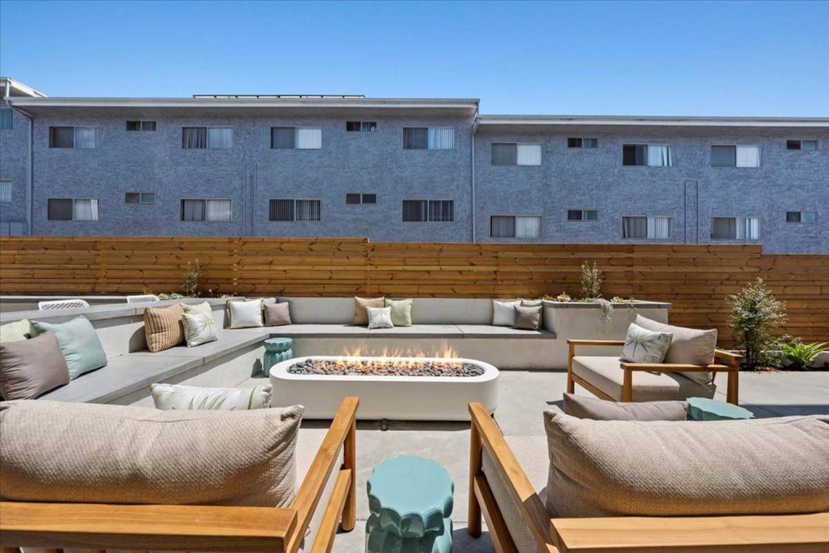 1803 Pacific Coast Highway, Hermosa Beach, CA 90254 - Apartment for Rent - Image 2