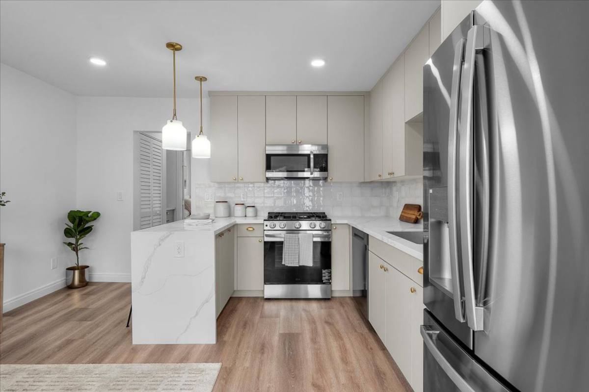 1803 Pacific Coast Highway, Hermosa Beach, CA 90254 - Apartment for Rent - Image 1
