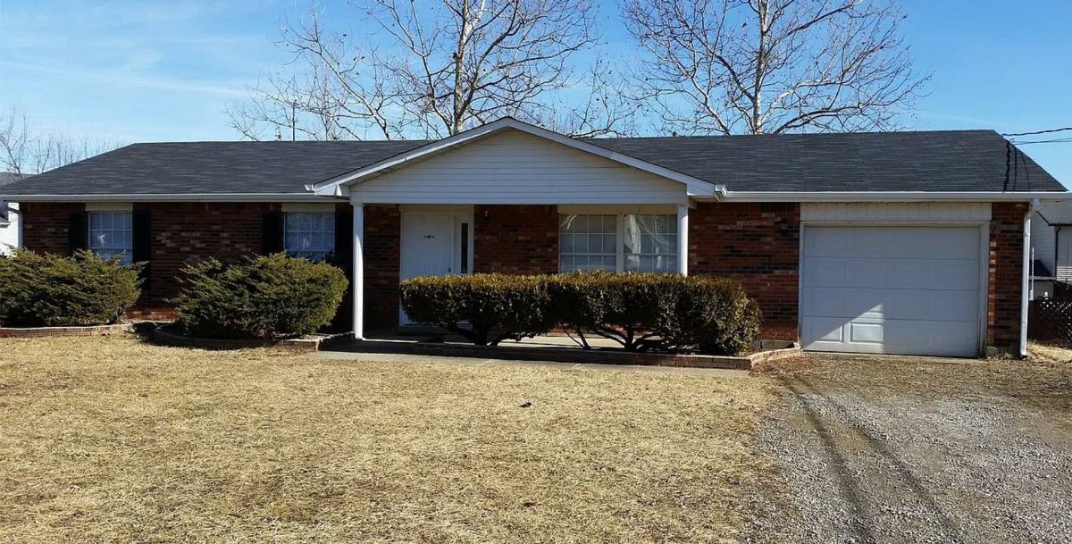 House for rent at 104 Meadow Lake, Radcliff, KY 40160
