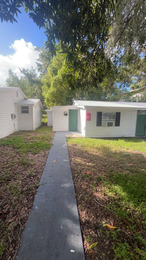 Apartment for rent at 503 W Baker St, Plant City, FL 33563