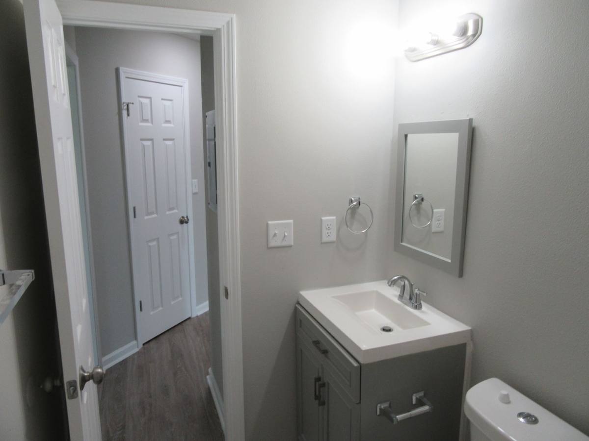 1302 C Grace Ave, Panama City, FL 32401 - Apartment for Rent - Image 9