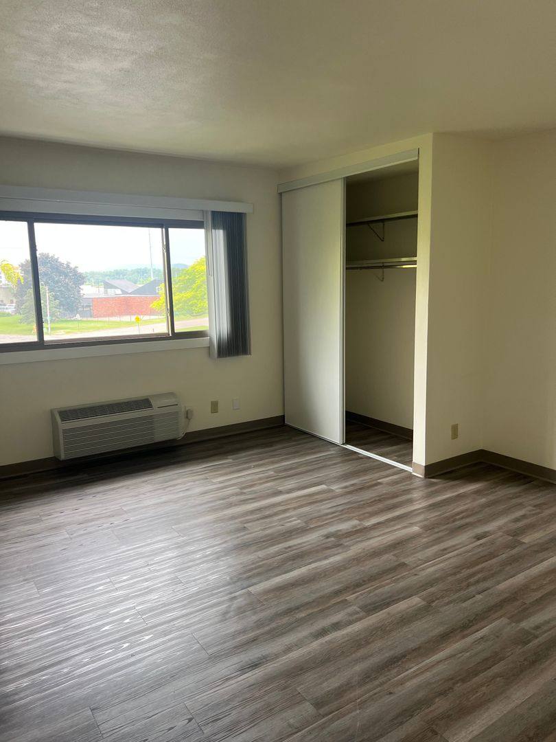 333 Buchner Place, La Crosse, WI 54603 - Apartment for Rent - Image 3