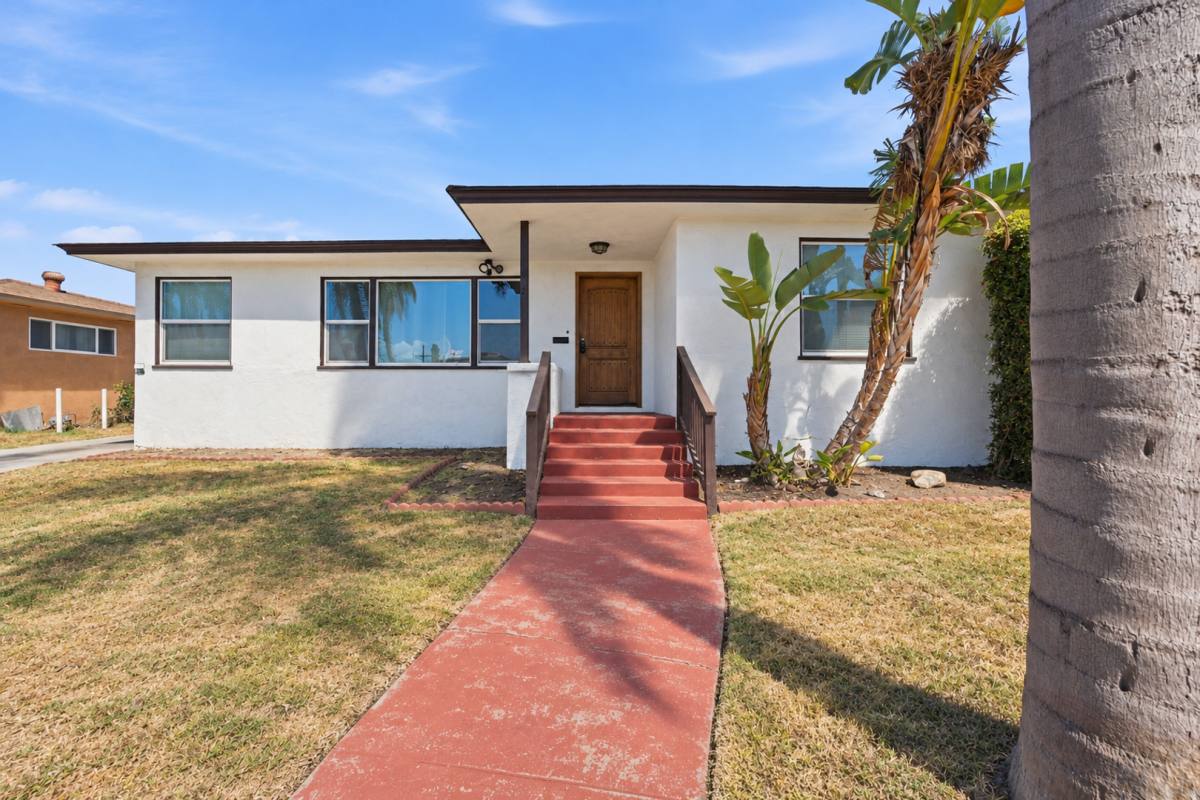 House for rent at 6210 Pembroke Dr, San Diego, CA 92115