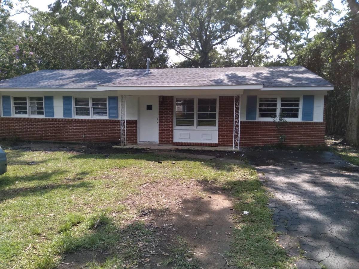 House for rent at 704 Deauville Dr, Mobile, AL 36609