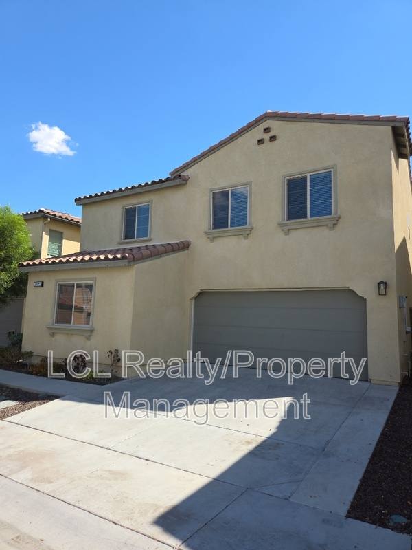 Apartment for rent at 32855 Crown Point Lane, Lake Elsinore, CA 92530
