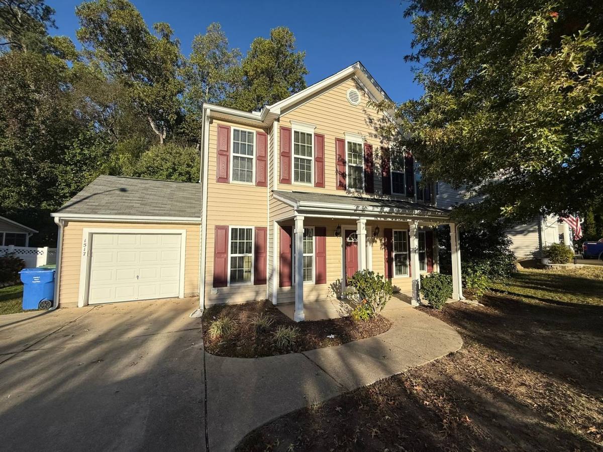 House for rent at 1517 Essexwood Dr, Fuquay Varina, NC 27526