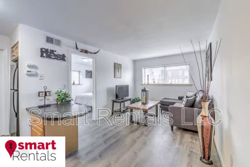 Apartment for rent at 3844 Park Ave #6, St. Louis, MO 63110