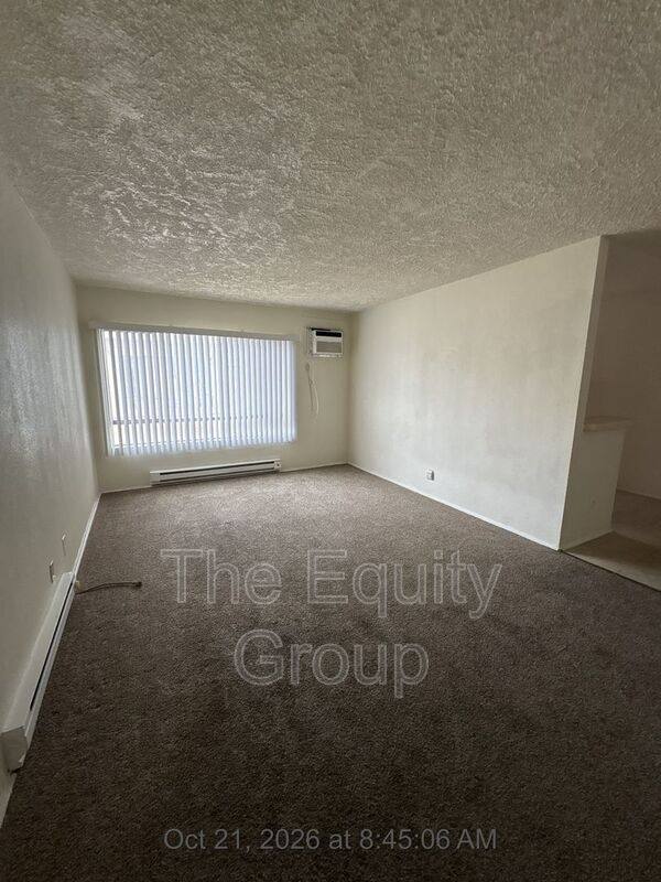 570 S Richmond Ave #4, Hanford, CA 93230 - Apartment for Rent - Image 2