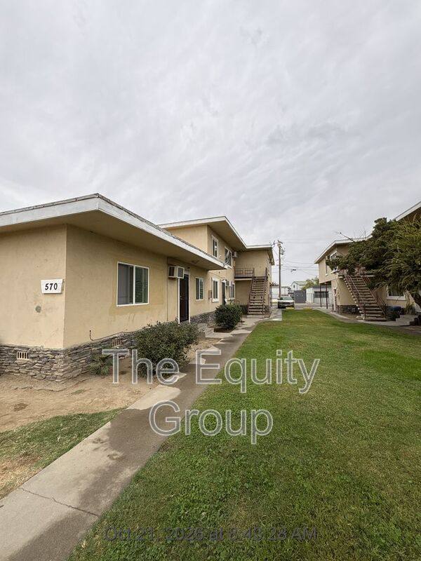 570 S Richmond Ave #4, Hanford, CA 93230 - Apartment for Rent - Image 1