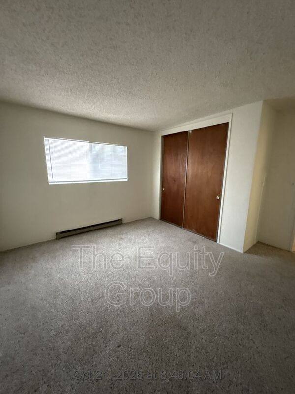 570 S Richmond Ave #4, Hanford, CA 93230 - Apartment for Rent - Image 9