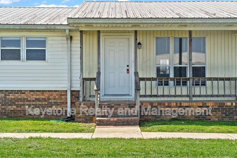 Apartment for rent at 290 Thompsonville Lane #303, Oak Grove, KY 42262