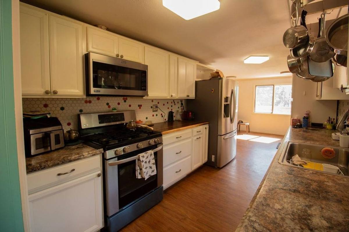 2453 Statehood, North Pole, AK 99705 - House for Rent - Image 2