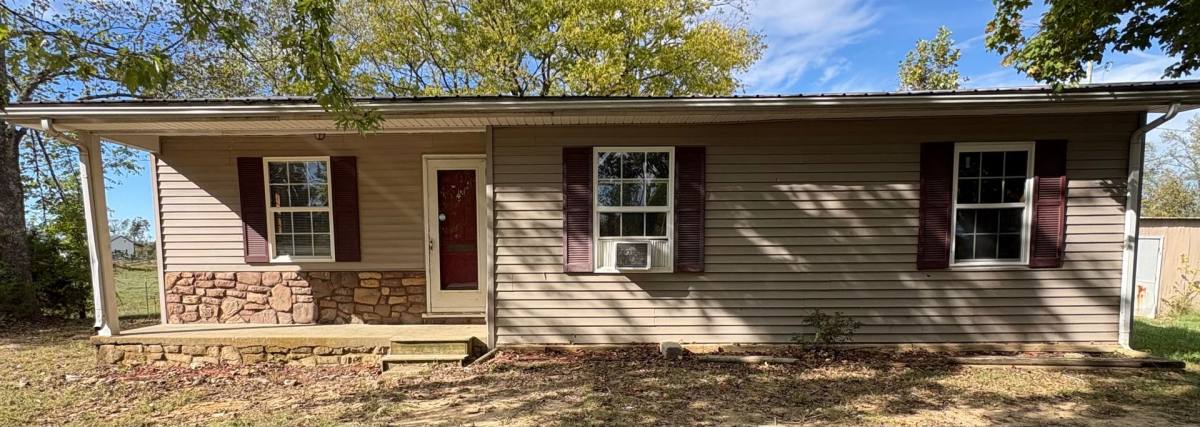 374 Etoile Rd, Glasgow, KY 42141 - House for Rent