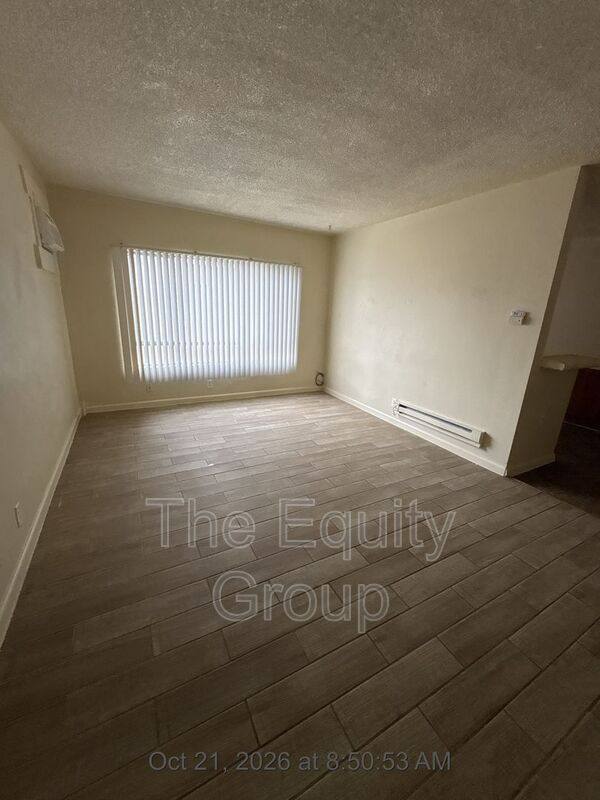 580 S Richmond Ave #3, Hanford, CA 93230 - Apartment for Rent - Image 2