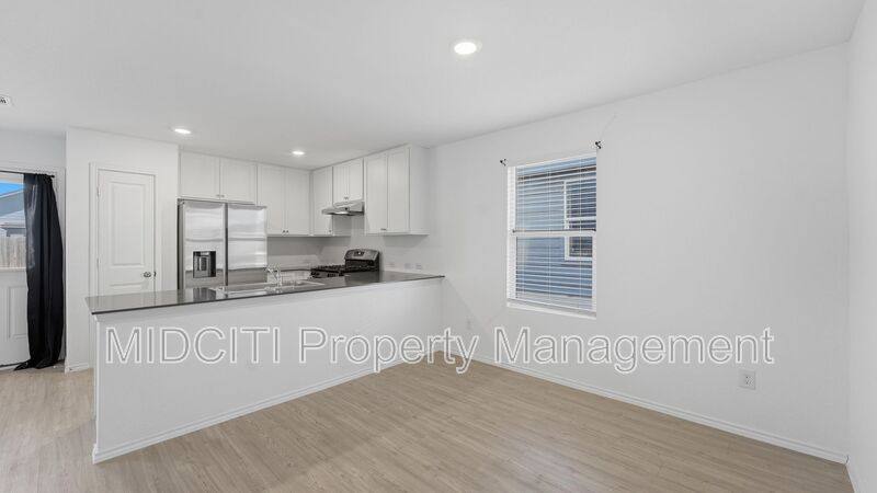 746 Tulsa Trail, New Braunfels, TX 78132 - House for Rent - Image 7