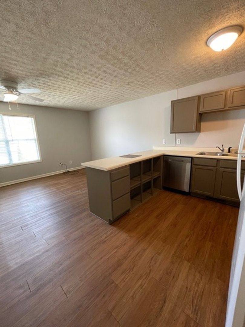 Amy Avenue Fourplexes, 120 Amy Ave, Bowling Green, KY 42101 - Apartment for Rent - Image 4