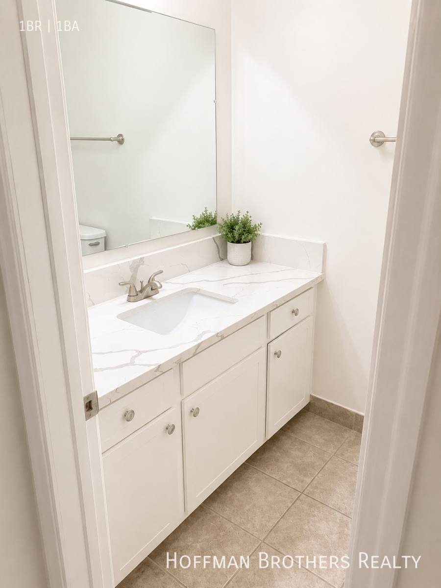 325 N Howard St #18, Glendale, CA 91206 - Apartment for Rent - Image 6